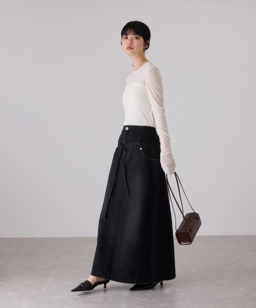 ADAM ET ROPE'（アダムエロペ）の「ローウエストデニムスカート（デニムスカート・レディース・ブラック/ライトグレー・36/38）」の18枚目の写真