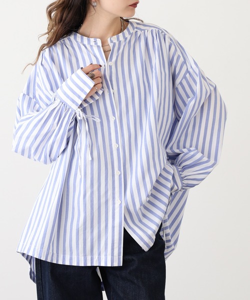 OMNES(オムネス)の「製品洗いコットンブロード袖口リボンオーバーシャツ(シャツ/ブラウス・レディース・ホワイト/ブルー系その他/ライトグレー・FREE)」の3枚目の写真