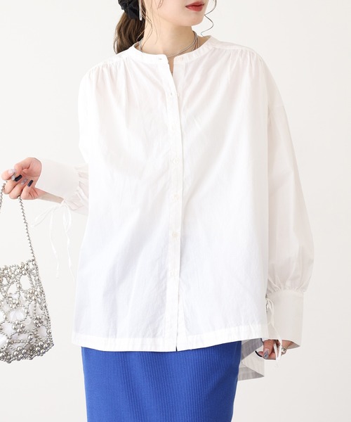 OMNES(オムネス)の「製品洗いコットンブロード袖口リボンオーバーシャツ(シャツ/ブラウス・レディース・ホワイト/ブルー系その他/ライトグレー・FREE)」の4枚目の写真