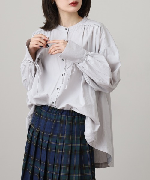OMNES(オムネス)の「製品洗いコットンブロード袖口リボンオーバーシャツ(シャツ/ブラウス・レディース・ホワイト/ブルー系その他/ライトグレー・FREE)」の20枚目の写真