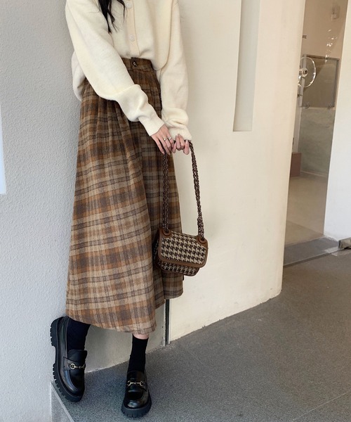 gossip！ロサンゼルス（ゴシップロサンゼルス）の「Y2K ヴィンテージスタイル チェック柄 Aラインスカート 通勤＆カジュアルデイリー対応（スカート・レディース・チェック/ブラウン・FREE）」の12枚目の写真