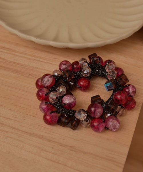 VIBGYOR Women（ヴィブジョー　ウィメン）の「【resonance】クリスタルビーズ キラキラ ヘアゴム（ヘアゴム・レディース・ピンク系/パープル系/ブルー系/グリーン系/ブラック系・FREE）」の5枚目の写真