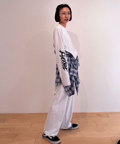 HOLIDAY（ホリデイ）の「SUPER FINE DRY DAMAGE WIDE PANTS スーパーファインドライダメージワイドパンツ（その他パンツ・レディース・レッド/シルバーグレー/ブラック・ONE SIZE）」の15枚目の写真