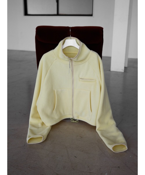 Katrin TOKYO(カトリーントーキョー)の「cropped full zip fleece(カーディガン/ボレロ・レディース・レモンイエロー/ダークブラウン/ブルー系その他・FREE/XS)」の3枚目の写真