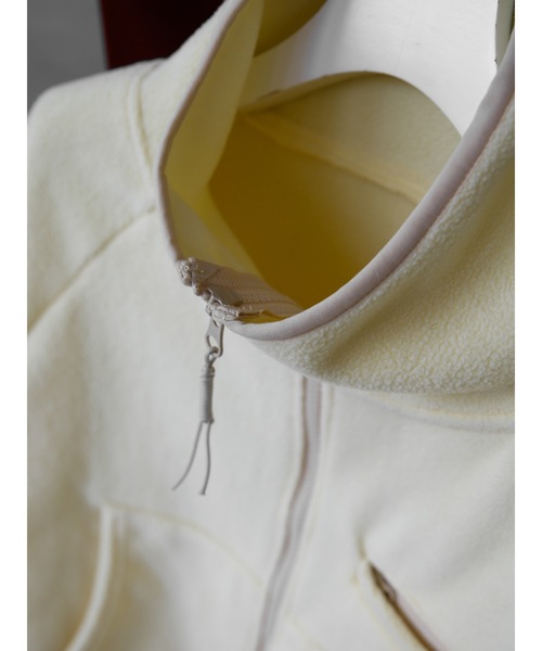 Katrin TOKYO(カトリーントーキョー)の「cropped full zip fleece(カーディガン/ボレロ・レディース・レモンイエロー/ダークブラウン/ブルー系その他・FREE/XS)」の7枚目の写真