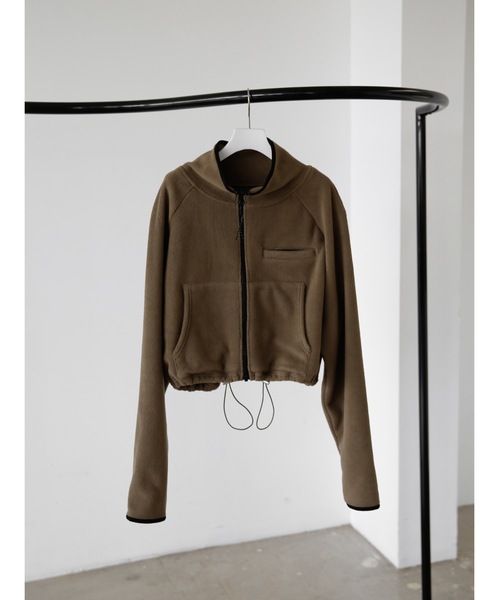 Katrin TOKYO(カトリーントーキョー)の「cropped full zip fleece(カーディガン/ボレロ・レディース・レモンイエロー/ダークブラウン/ブルー系その他・FREE/XS)」の18枚目の写真