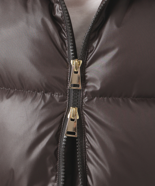 La TOTALITE（ラトータリテ）の「インナーファーダウン（ダウンジャケット/コート・レディース・ブラウン/ブラック・36/38）」の12枚目の写真