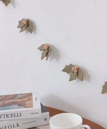 emesuelee（エメスーリー）の「フェルトリーフガーランド（インテリア雑貨）」