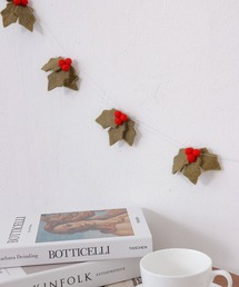 emesuelee（エメスーリー）の「フェルトリーフガーランド（インテリア雑貨）」