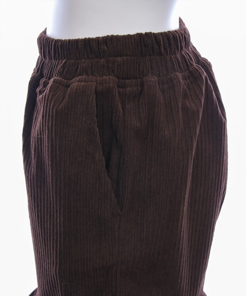 clear（クリア）の「コーデュロイ裾フリルショートパンツ［大人 カジュアル 着回し力抜群］≪AW新作≫（その他パンツ・レディース・ブラウン/アイボリー・F）」の14枚目の写真