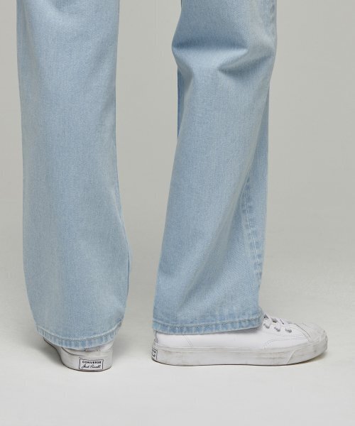 MUSINSA STANDARD WOMAN（ムシンサスタンダードウーマン）の「ウィメンズストレートデニムパンツ[ペイルブルー]（デニムパンツ・レディース・その他・32/30/23/24/25/26/27/28/29）」の6枚目の写真