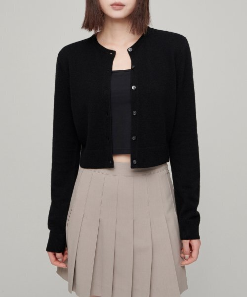 MUSINSA STANDARD WOMAN（ムシンサスタンダードウーマン）の「ウィメンズラムウールラウンドネッククロップカーディガン[ブラック]（カーディガン/ボレロ・レディース・その他・SMALL/MEDIUM/LARGE/X-SMALL）」の6枚目の写真
