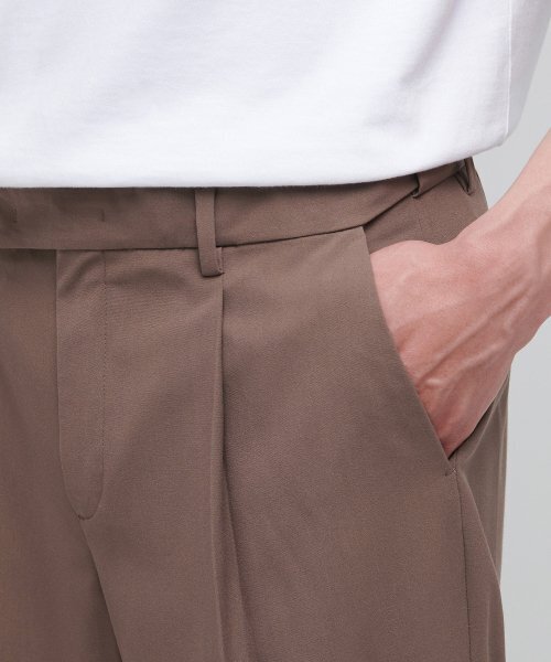 MUSINSA STANDARD（ムシンサスタンダード）の「軽量ワイド隠しバンディングスラックス[ライトブラウン]（スラックス・メンズ・その他・27/28/29/38/42/32/30/31/26/40）」の4枚目の写真