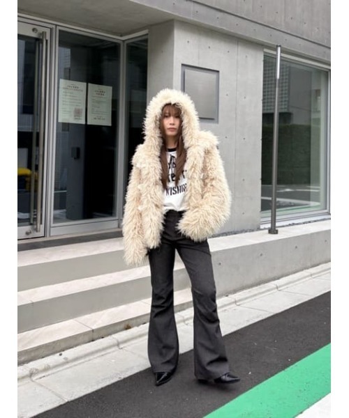 LAGUA GEM(ラグアジェム)の「CORSAGE BELT SET FLARE パンツ(その他パンツ・レディース・ブラック/ブラウン・X-SMALL/SMALL/MEDIUM)」の16枚目の写真