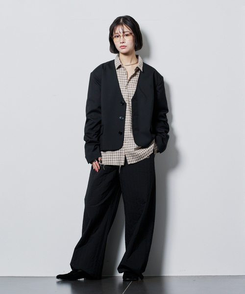 CITYSHOP(シティーショップ)の「SHORT NO COLLAR ジャケット(その他アウター・レディース・ブラック/グレー・38/36)」の10枚目の写真