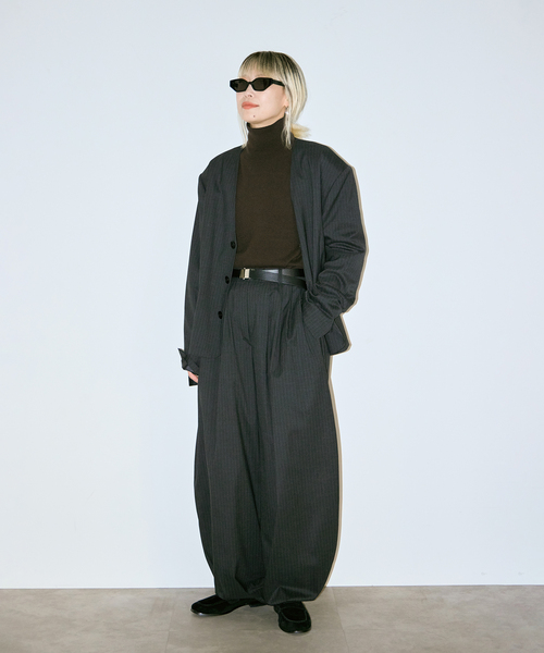 CITYSHOP(シティーショップ)の「SHORT NO COLLAR ジャケット(その他アウター・レディース・ブラック/グレー・38/36)」の14枚目の写真