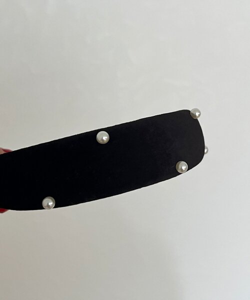 prose verse（プロズヴェール）の「パールカチューシャ（カチューシャ・レディース・ブラック・FREE）」の5枚目の写真