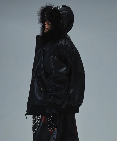 SUPPLIER(サプライヤー)の「SUPPLIER/サプライヤー FAUX FUR HOODED BOMBER JACKET ブランドロゴ ダブルジップ N2Bジャケット(ブルゾン・メンズ・ブラック/ブラウン・S/M/L)」の8枚目の写真
