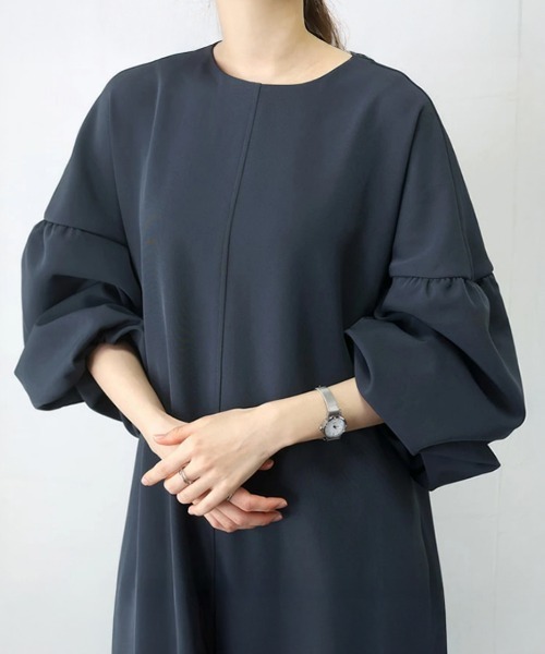 SallyLunn(サリーラン)の「ボリュームスリーブロングワンピース(ワンピース・レディース・ネイビー/ベージュ/ブラック・MEDIUM/LARGE)」の12枚目の写真