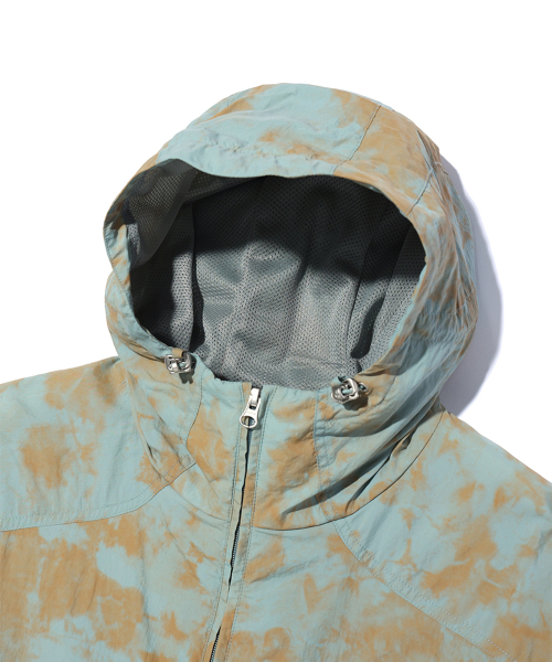CRITIC(クリティック)の「METAL WORMHOLE LOGO JACKET MINT(ナイロンジャケット・レディース・その他・LARGE/MEDIUM)」の3枚目の写真