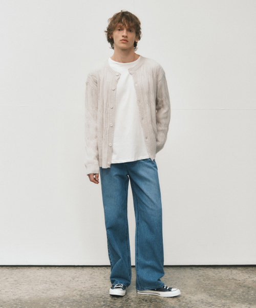 WEDNESDAY OASIS（ウェンズデーオアシス）の「テーラードフェードウォッシングデニムパンツ_LIGHT BLUE(W25-PT23)（デニムパンツ・メンズ・スカイブルー・MEDIUM/LARGE）」の4枚目の写真