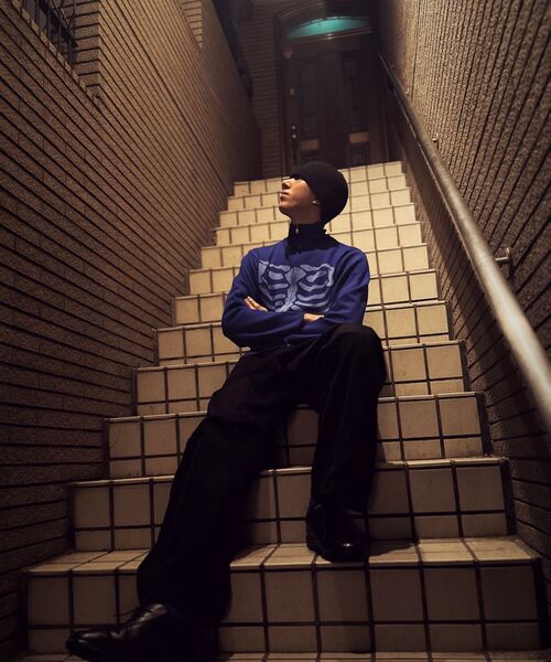 BESLOW(ビースロー)の「SKELETON HIGH NECK KNIT ZIP UP BLUE(カーディガン/ボレロ・メンズ・その他・LARGE/MEDIUM/SMALL/X-LARGE)」の6枚目の写真