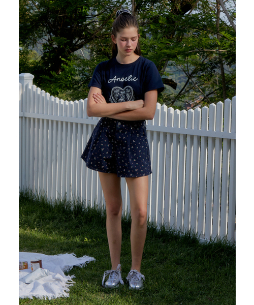 ANOETIC(アノエティック)の「ANC FLOWER SHORT PANTS_NAVY(その他パンツ・レディース・ネイビー・MEDIUM/SMALL)」の1枚目の写真