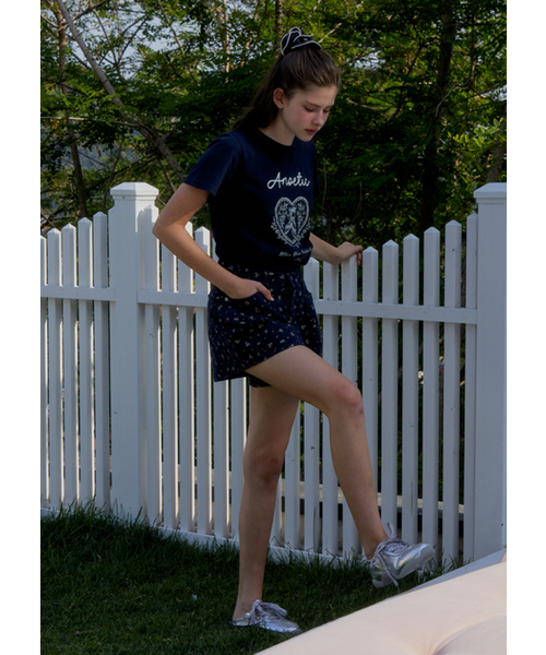 ANOETIC(アノエティック)の「ANC FLOWER SHORT PANTS_NAVY(その他パンツ・レディース・ネイビー・MEDIUM/SMALL)」の3枚目の写真