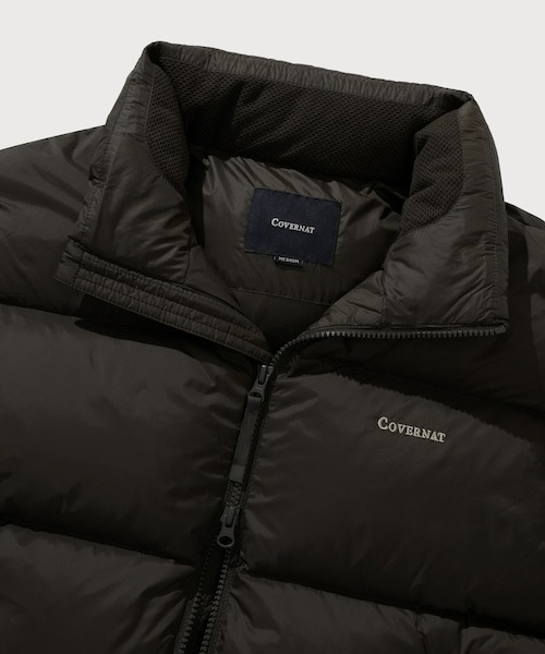 COVERNAT（カバーナット）の「[SOOBIN着用] CIVIC RDS SHORT PUFFER（ダウンジャケット/コート・メンズ・ライトカーキ/アイボリー/ブラウン系その他/ブラック/グレー・XX-LARGE/X-LARGE/LARGE/MEDIUM/SMALL/X-SMALL）」の18枚目の写真