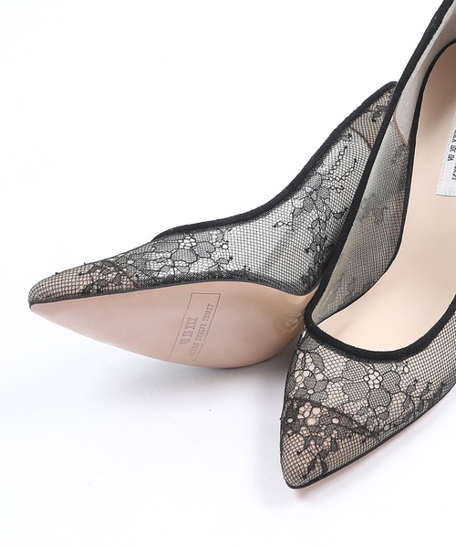 SEVEN TWELVE THIRTY(セヴントゥエルヴサーティー)の「スティレットヒールレースチュールパンプス(パンプス・レディース・ブラック系その他・22cm/22.5cm/23cm/23.5cm/24cm/24.5cm)」の4枚目の写真