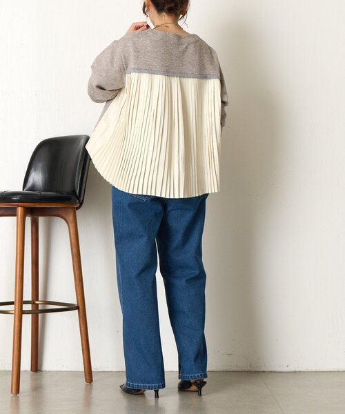 Jena espace merveilleux（ジェナ　エスパスメルヴェイユ）の「【体系カバー◎】バックプリーツボートニット（ニット/セーター・レディース・グレー/パープル/ネイビー・FREE）」の7枚目の写真