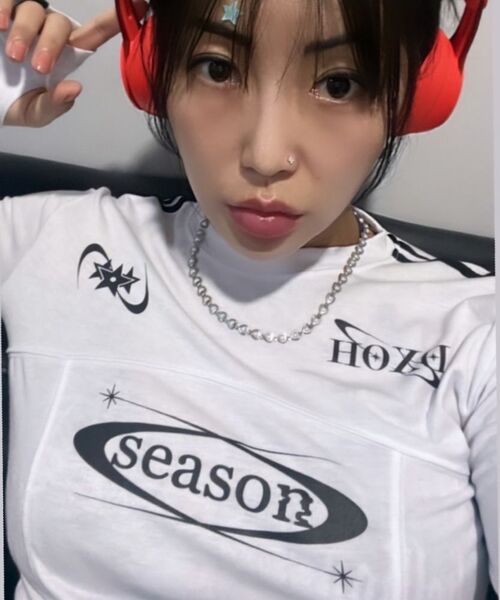 DXOH（ディソエイチ）の「シーズンロゴユニフォームセミウォーマークロップTシャツ[ホワイト]（Tシャツ/カットソー・レディース・その他・FREE）」の5枚目の写真