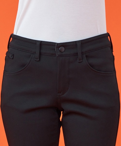 EDWIN(エドウィン)の「【WEB限定】EDWIN LADIES ハタラクロ BODY FIREスリムストレートパンツ【暖】【冬用】(その他パンツ・レディース・ブラック・X-SMALL/SMALL/MEDIUM/LARGE/X-LARGE)」の6枚目の写真