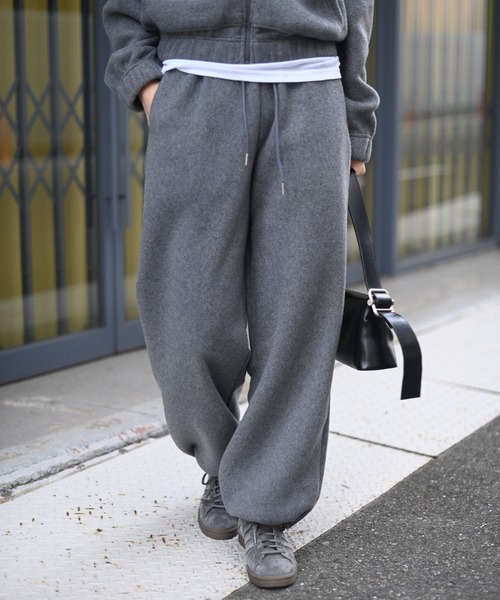 Marient(マリエント)の「フリースセットアップ TOPS/PANTS(セットアップ・レディース・グレー/クリーム・FREE)」の21枚目の写真
