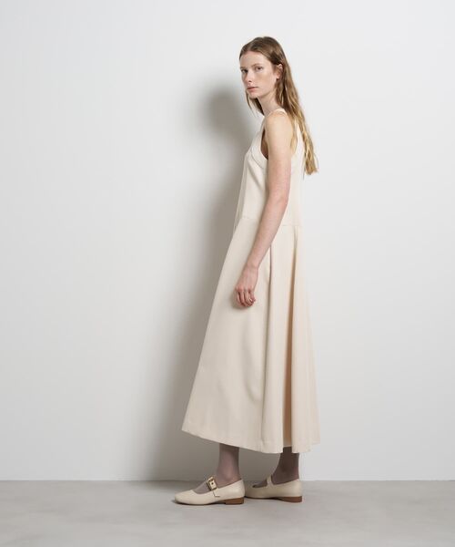 LANVIN en Bleu（ランバンオンブルー）の「マットサテンフレアワンピース（ワンピース・レディース・ブラック/オフホワイト・36/38）」の4枚目の写真