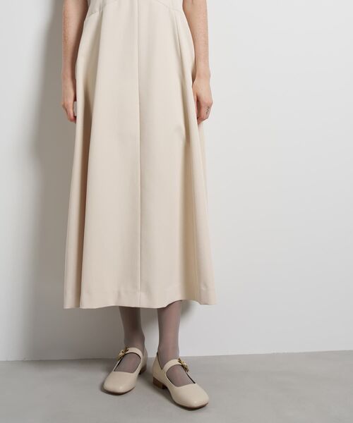 LANVIN en Bleu（ランバンオンブルー）の「マットサテンフレアワンピース（ワンピース・レディース・ブラック/オフホワイト・36/38）」の8枚目の写真