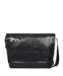 KANEITEI（カネイテイ）の「MINIMAL MIL MESSENGER BAG L (BLACK) / UPCYCLED（メッセンジャーバッグ）」