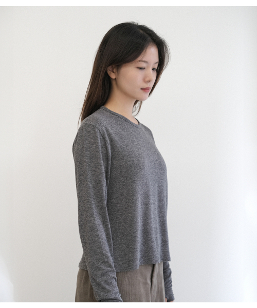 MMOGARDEN(エメモガーデン)の「(w) finger hole l/s tee (3colors)(Tシャツ/カットソー・レディース・オレンジ/モカ/チャコール・FREE)」の5枚目の写真