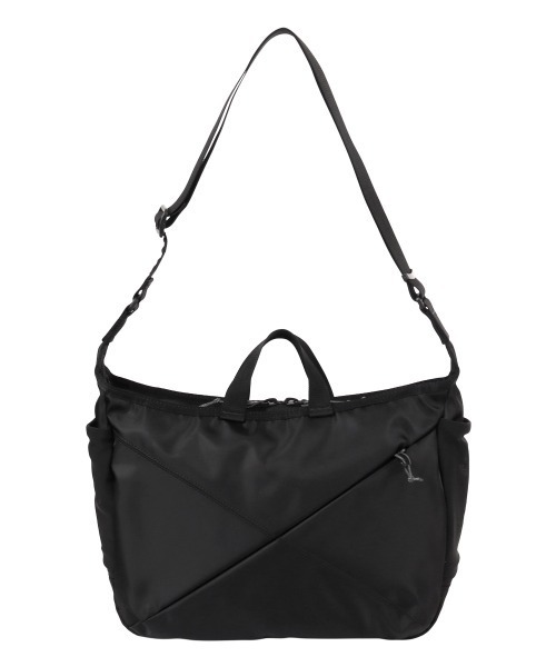 Samsonite Red（サムソナイトレッド）の「【SAMSONITE RED/サムソナイトレッド】 SAC'S BAR別注 バイアスジャック4D 2WAY SHOULDERBAG M（ショルダーバッグ・メンズ・ブラック・FREE）」の3枚目の写真