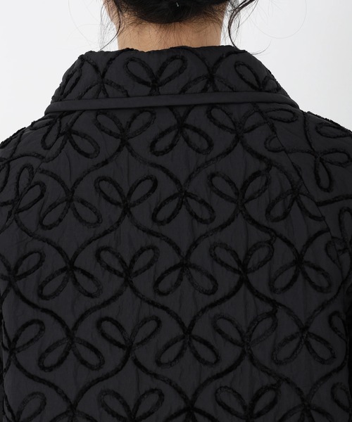 STRAWBERRY-FIELDS(ストロベリーフィールズ)の「リボンエフェクト(テーラードジャケット・レディース・オフホワイト/ブラック・2)」の7枚目の写真