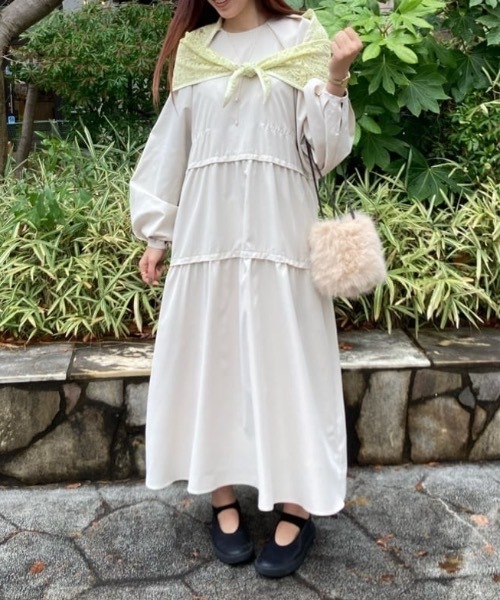STYLEMIXER(スタイルミキサー)の「ウエストドロストティアードワンピース(ワンピース・レディース・ライトベージュ/イエロー/ネイビー・SMALL/MEDIUM)」の2枚目の写真