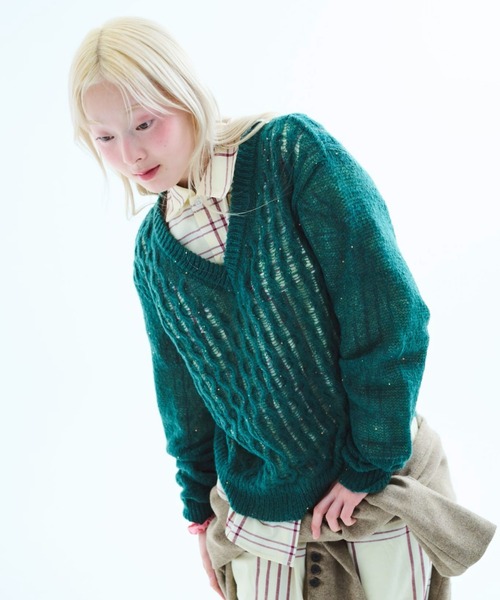 common gull products.(コモンガルプロダクツ)の「風待ちのスパンコールニット(ニット/セーター・レディース・ボルドー/グリーン系/グレー系・SMALL/LARGE/MEDIUM)」の19枚目の写真