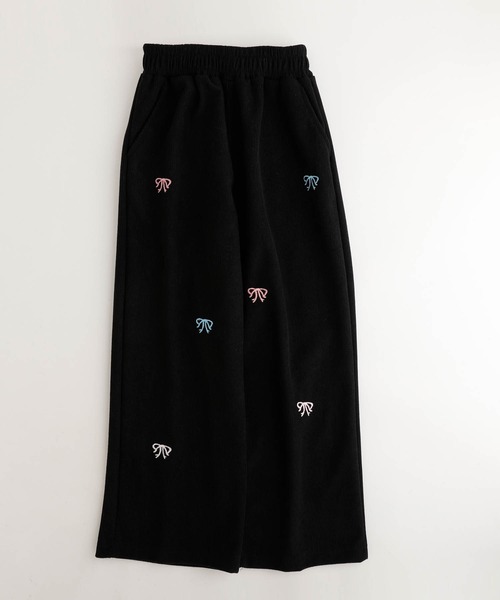 リボン刺繍パンツ（スウェットパンツ）｜URBAN CHERRY（アーバン