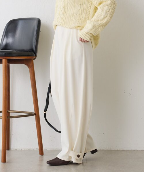 Jena espace merveilleux(ジェナ エスパスメルヴェイユ)の「裾ボタンカーブパンツ(その他パンツ・レディース・イエロー/オフホワイト/グレー・FREE)」の11枚目の写真