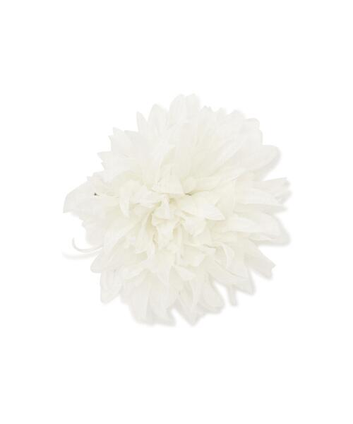 NATURAL BEAUTY BASIC(ナチュラルビューティーベーシック)の「◇ダリアコサージュ(ブローチ/コサージュ・レディース・オフホワイト/ネイビー・フリ-)」の3枚目の写真
