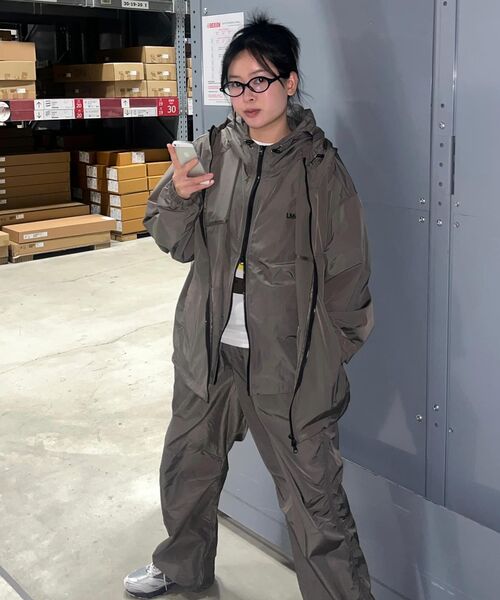 LMCの「OG ESSENTIAL WINDBREAKER JACKET black(ナイロンジャケット・レディース・その他・L/M/S)」の20枚目の写真