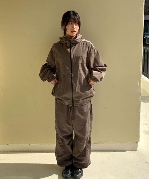 LMCの「OG ESSENTIAL WINDBREAKER JACKET black(ナイロンジャケット・レディース・その他・L/M/S)」の13枚目の写真