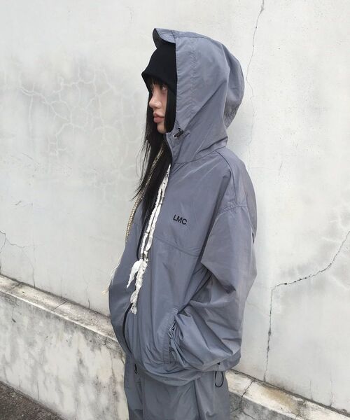 LMCの「OG ESSENTIAL WINDBREAKER JACKET black(ナイロンジャケット・レディース・その他・L/M/S)」の2枚目の写真