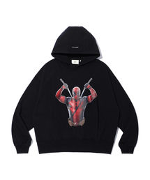 IEY（アイイーワイ）の「Marvel Studios Deadpool & Wolverine_D Over hoodie Black（パーカー）」