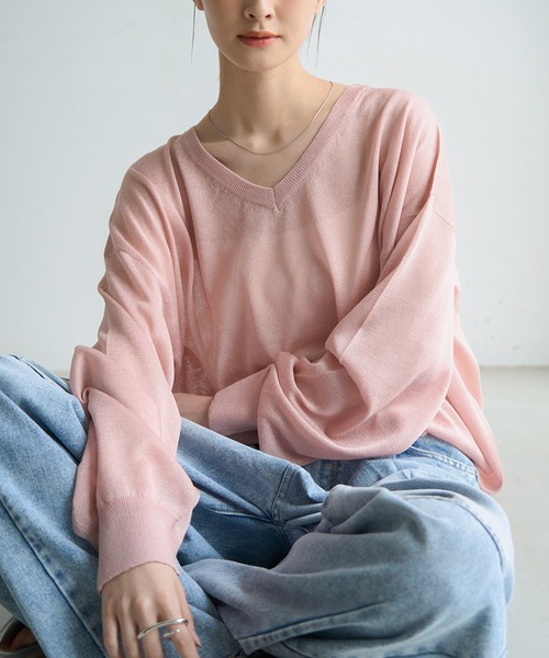 meilmada(メイルマダ)の「Vネックシアールーズニット(ニット/セーター・レディース・ライトベージュ/チャコールグレー/ピンク・FREE)」の3枚目の写真